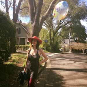 Meet your Posher, Sara